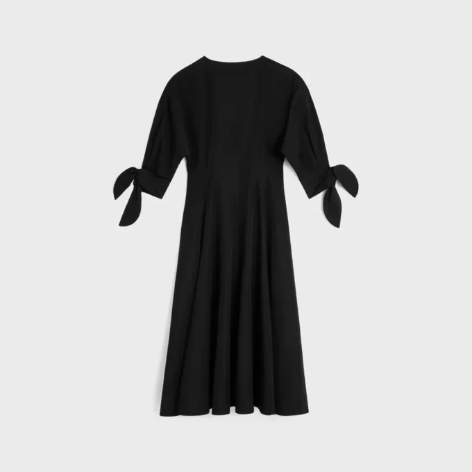 Kleid aus Baumwollpopeline Kleid aus Baumwollpopeline