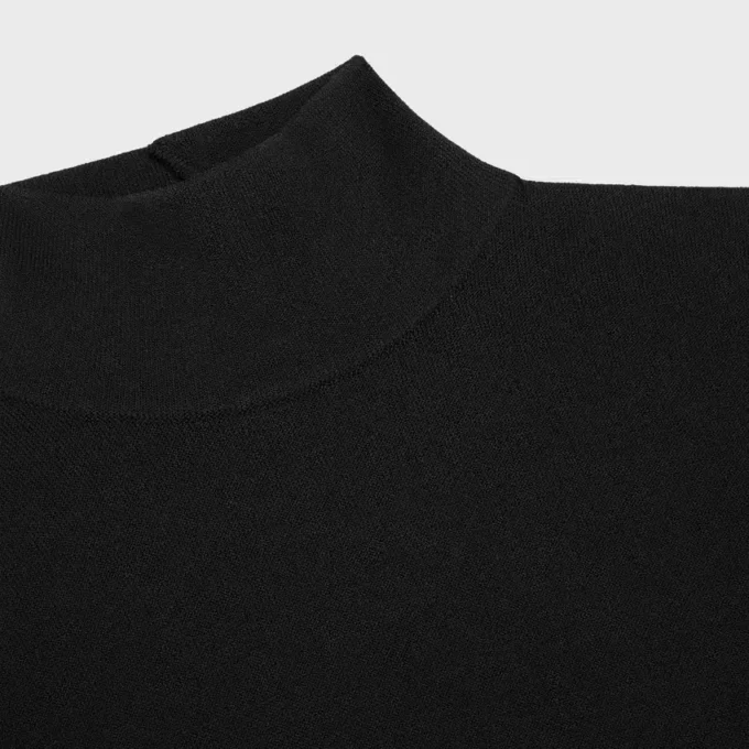 Kleid aus doppelseitiger Viskose Kleid aus doppelseitiger Viskose