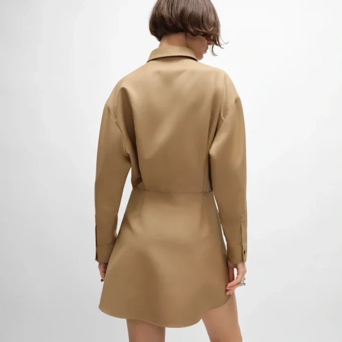 Kleid aus Wolle