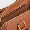 Kleine Boston-Tasche aus glattem Kalbsleder