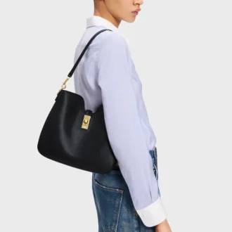 Kleine Camille 16 Soft-Tasche aus glattem Kalbsleder