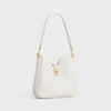 Kleine Camille 16 Soft-Tasche aus glattem Kalbsleder Kleine Camille 16 Soft-Tasche aus glattem Kalbsleder