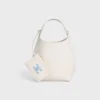 Kleine Hobo-Tasche aus geschmeidigem, glattem Kalbsleder Kleine Hobo-Tasche aus geschmeidigem, glattem Kalbsleder