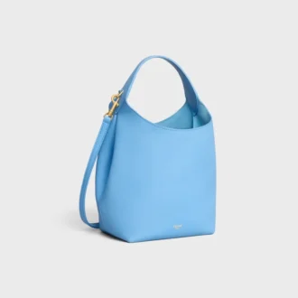 Kleine Hobo-Tasche aus geschmeidigem, glattem Kalbsleder