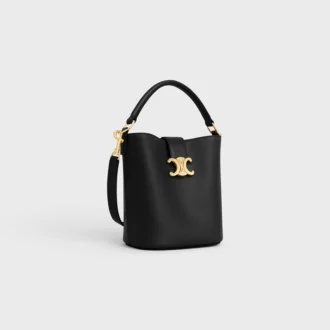 Kleine Louise-Beuteltasche aus glattem Kalbsleder