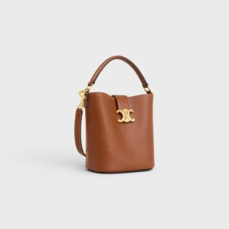 Kleine Louise-Beuteltasche aus glattem Kalbsleder