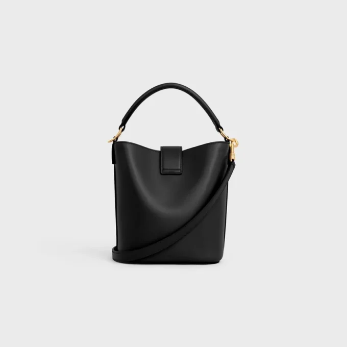 Kleine Louise-Beuteltasche aus glattem Kalbsleder