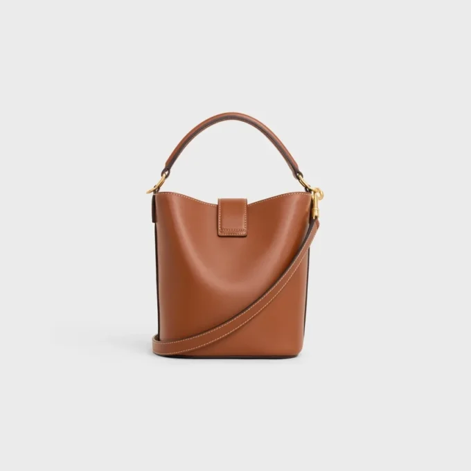 Kleine Louise-Beuteltasche aus glattem Kalbsleder