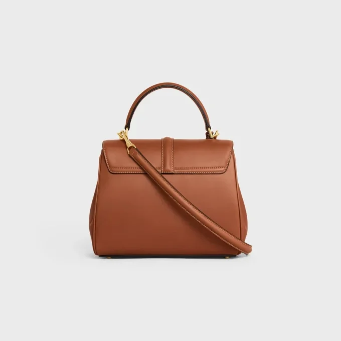 Kleine Tasche 16 aus naturfarbenem Kalbsleder Kleine Tasche 16 aus naturfarbenem Kalbsleder