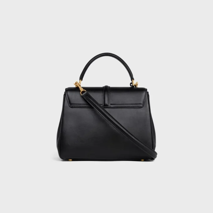 Kleine Tasche „16“ aus satiniertem Kalbsleder Kleine Tasche „16“ aus satiniertem Kalbsleder