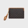 Kleine Tasche mit Riemen aus Cuir Triomphe aus Triomphe Canvas und Kalbsleder Kleine Tasche mit Riemen aus Cuir Triomphe aus Triomphe Canvas und Kalbsleder