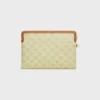 Kleine Tasche mit Riemen aus Cuir Triomphe in Toile Triomphe und Kalbsleder Kleine Tasche mit Riemen aus Cuir Triomphe in Toile Triomphe und Kalbsleder