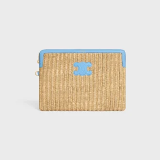Kleine Tasche mit Riemen aus Textil in Raffia-Optik und Kalbsleder