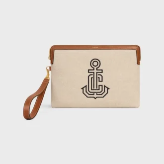 Kleine Tasche mit Riemen aus Textil mit Anker-Stickerei und Kalbsleder