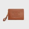 Kleine Tasche mit Riemen Cuir Triomphe aus glattem Kalbsleder Kleine Tasche mit Riemen Cuir Triomphe aus glattem Kalbsleder