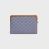 Kleine Tasche mit Riemen Cuir Triomphe aus Textil mit durchgehendem Triomphe-Muster Kleine Tasche mit Riemen Cuir Triomphe aus Textil mit durchgehendem Triomphe-Muster