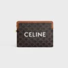 Kleine Tasche mit Riemen Cuir Triomphe aus Triomphe Canvas mit CELINE-Print Kleine Tasche mit Riemen Cuir Triomphe aus Triomphe Canvas mit CELINE-Print