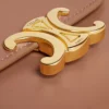 Kleine Triomphe-Geldbörse mit Klappe aus glänzendem Kalbsleder Kleine Triomphe-Geldbörse mit Klappe aus glänzendem Kalbsleder