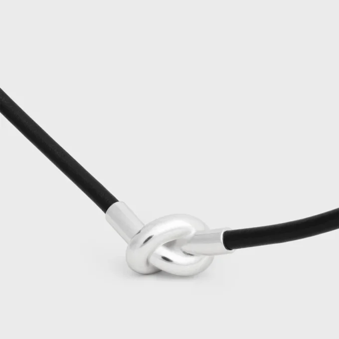 Knoten-Halskette aus Kalbsleder und Messing mit Rhodium-Finish