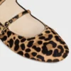 Les Ballerines CELINE Ballerinas mit doppeltem Riemen aus haarigem Kalbsleder mit Leopardenmuster