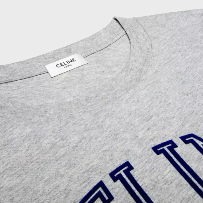 Lockeres T-Shirt aus Baumwolljersey Lockeres T-Shirt aus Baumwolljersey