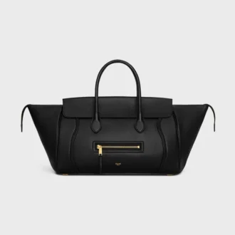 luggage aus genarbtem kalbsleder 1 1 330x330 - Luggage aus geschmeidigem, gl&auml;nzendem Lammleder