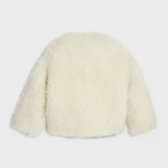 Mantel aus flauschiger Wolle