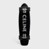 Mini-Cruiser aus Holz mit CELINE-Aufdruck
