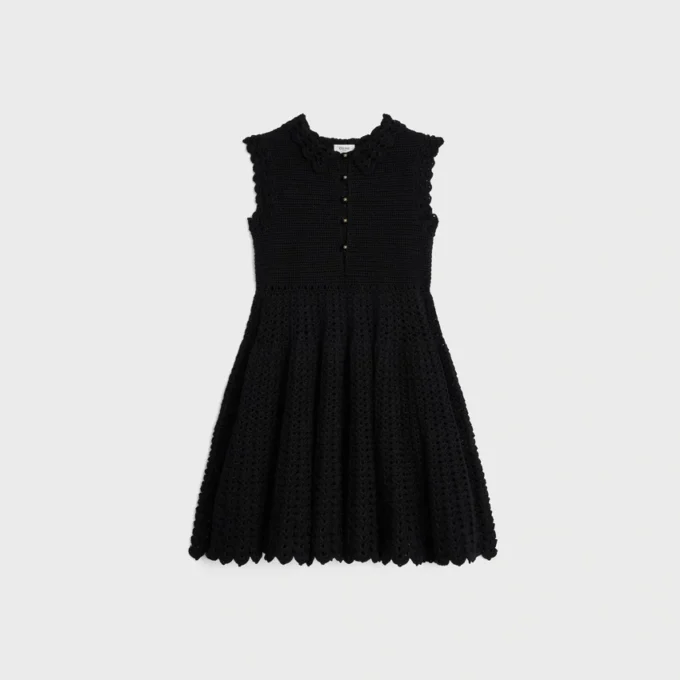 Minikleid aus Baumwollhäkelstoff