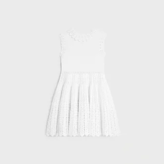 Minikleid aus Baumwollhäkelstoff