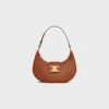 Mittlere Ava Triomphe-Tasche aus glattem Kalbsleder