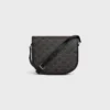 Mittlere Besace Triomphe aus Triomphe Canvas und Kalbsleder Mittlere Besace Triomphe aus Triomphe Canvas und Kalbsleder