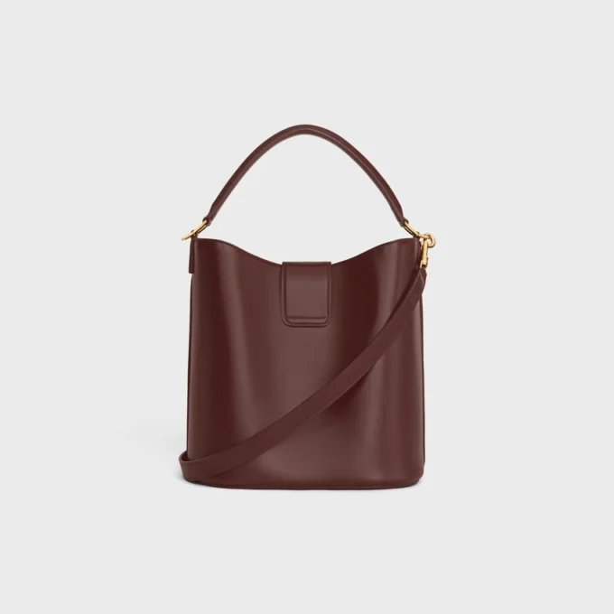 Mittlere Bucket Louise aus glattem Kalbsleder Mittlere Bucket Louise aus glattem Kalbsleder