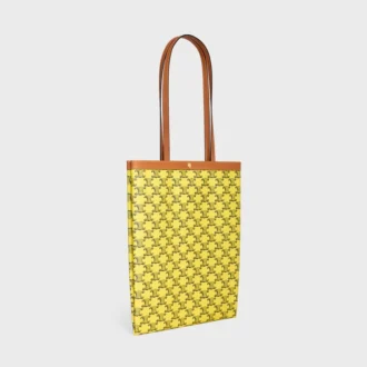 Mittlere flache Einkaufstasche aus Triomphe Canvas Mittlere flache Einkaufstasche aus Triomphe Canvas