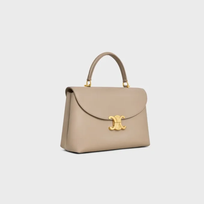 Mittlere Nino-Tasche aus geschmeidigem genarbtem Kalbsleder Mittlere Nino-Tasche aus geschmeidigem genarbtem Kalbsleder