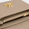 Mittlere Nino-Tasche aus geschmeidigem genarbtem Kalbsleder Mittlere Nino-Tasche aus geschmeidigem genarbtem Kalbsleder