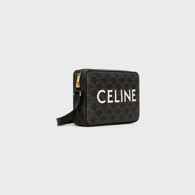 Mittlere Umhängetasche aus Triomphe Canvas mit CELINE-Print Mittlere Umhängetasche aus Triomphe Canvas mit CELINE-Print