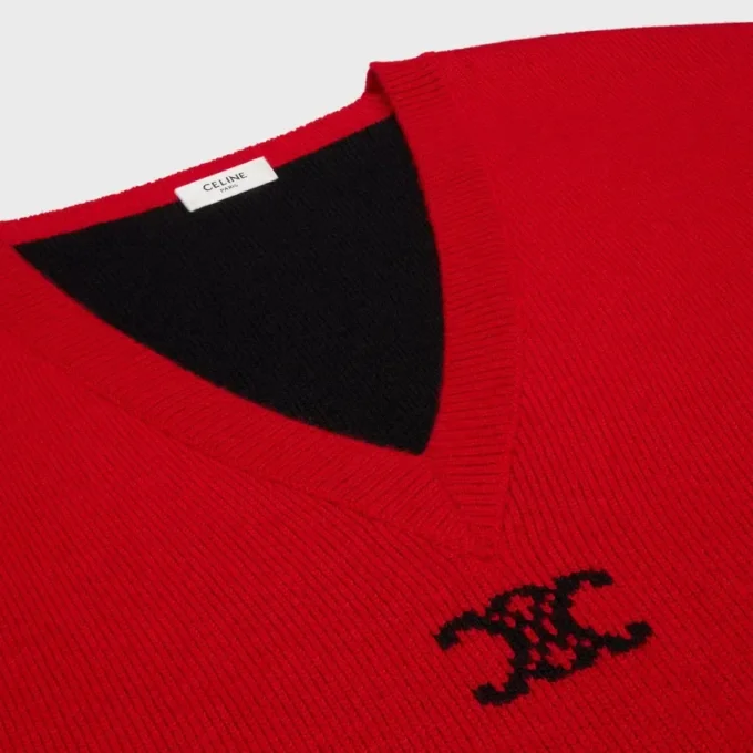 Oversized-Pullover mit V-Ausschnitt aus Kaschmir Oversized-Pullover mit V-Ausschnitt aus Kaschmir