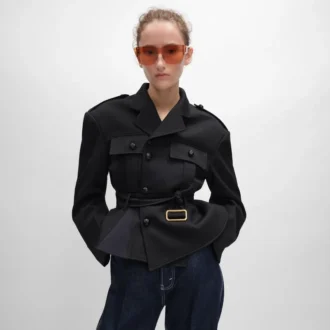 Peplum-Jacke aus Wollgabardine Peplum-Jacke aus Wollgabardine