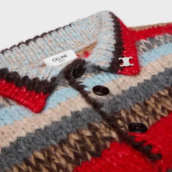 Polopullover aus Mouline-Alpaka und Wolle Polopullover aus Mouline-Alpaka und Wolle