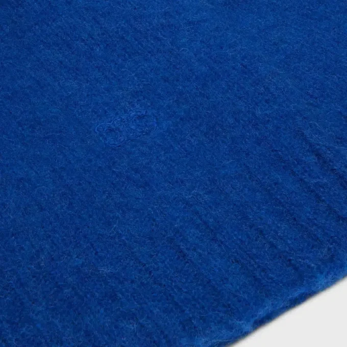 Pullover mit Rundhalsausschnitt aus Shetlandwolle Pullover mit Rundhalsausschnitt aus Shetlandwolle