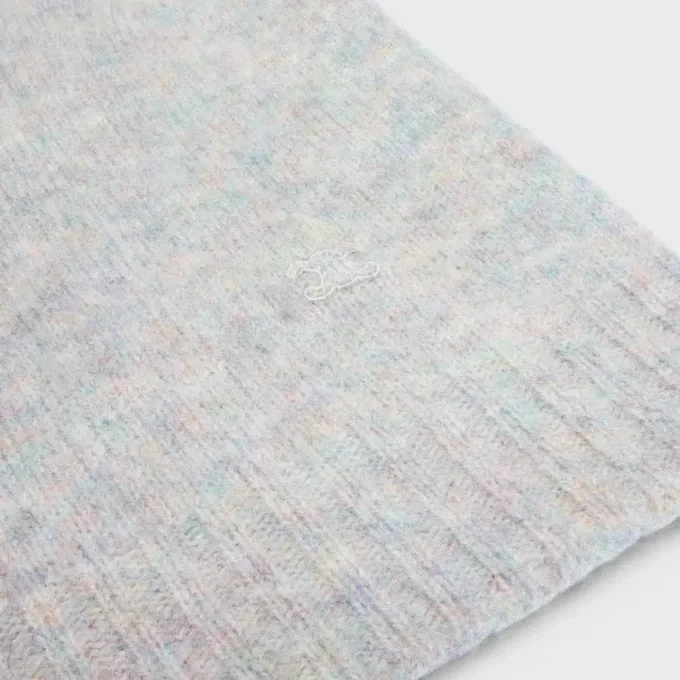 Pullover mit Rundhalsausschnitt aus Shetlandwolle Pullover mit Rundhalsausschnitt aus Shetlandwolle