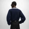 Pullover mit V-Ausschnitt aus Kaschmir Pullover mit V-Ausschnitt aus Kaschmir