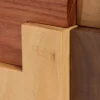 Puzzle-Würfel in Holz und Etui aus naturbelassenem Kalbsleder Puzzle-Würfel in Holz und Etui aus naturbelassenem Kalbsleder