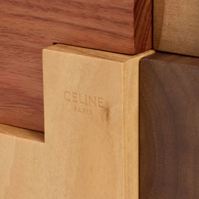 Puzzle-Würfel in Holz und Etui aus naturbelassenem Kalbsleder Puzzle-Würfel in Holz und Etui aus naturbelassenem Kalbsleder