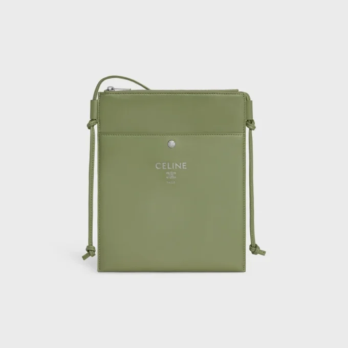 Sharp Pouch Take Away aus glattem Lammleder Sharp Pouch Take Away aus glattem Lammleder