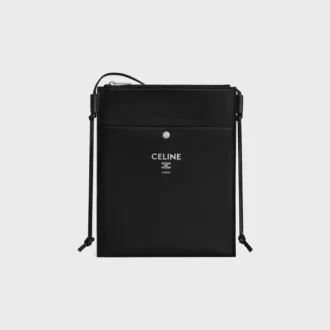 Sharp Pouch Take Away aus glattem Lammleder
