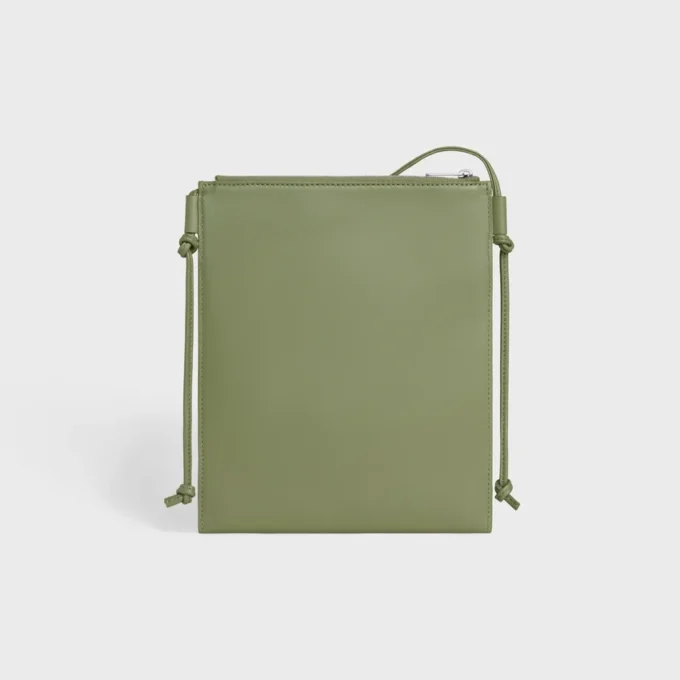 Sharp Pouch Take Away aus glattem Lammleder Sharp Pouch Take Away aus glattem Lammleder