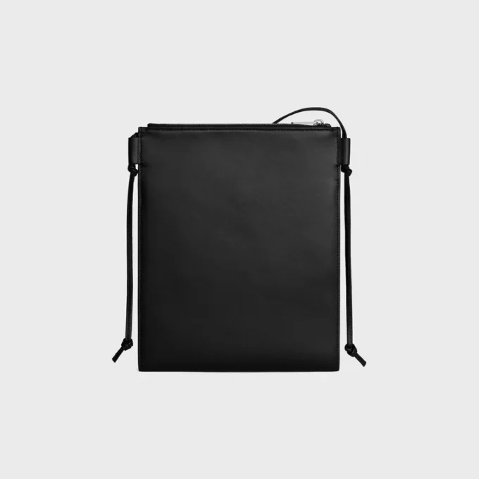 Sharp Pouch Take Away aus glattem Lammleder Sharp Pouch Take Away aus glattem Lammleder