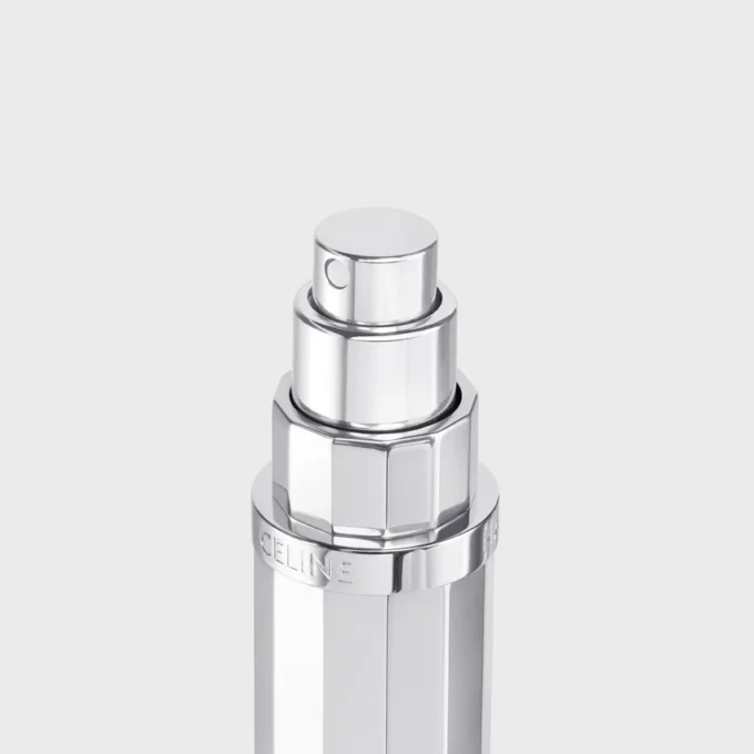 Silbernes Reisespray und Nachfüllungen Eau de Parfum 2 x 15 ml Silbernes Reisespray und Nachfüllungen Eau de Parfum 2 x 15 ml